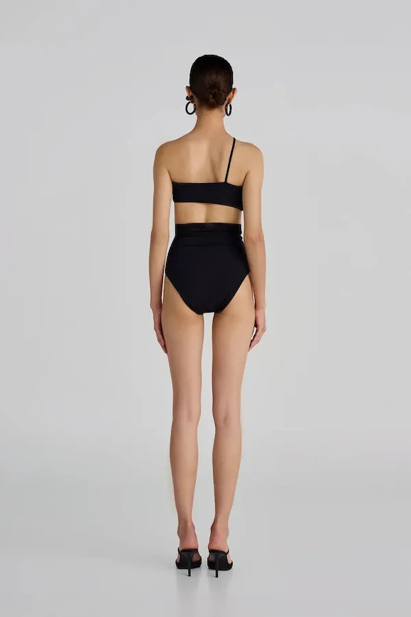 Castaño Two Piece Black