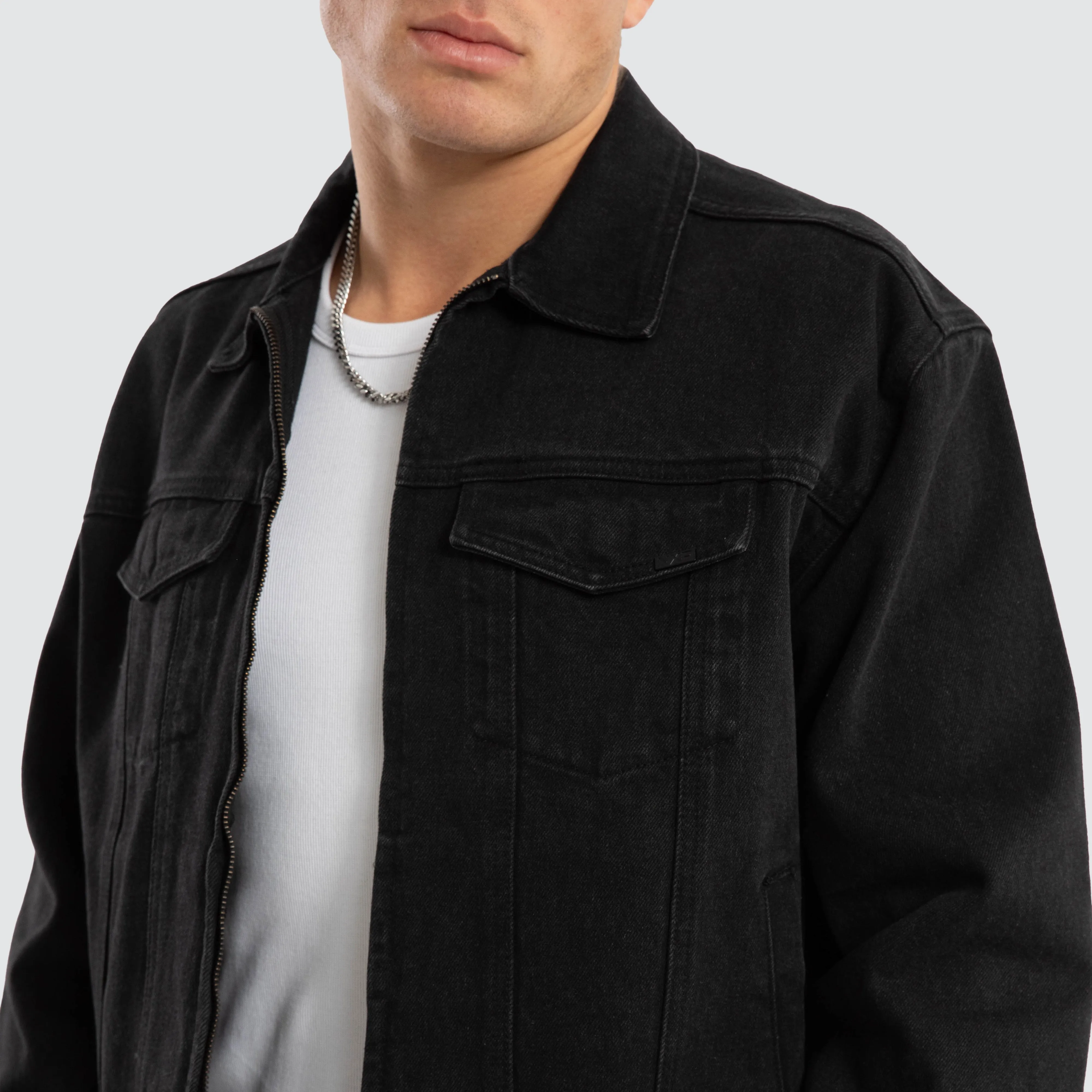 Divide Denim Jacket Jet Black