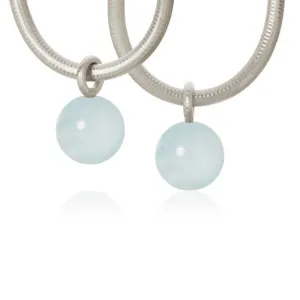 Globe Silver Pendants w. Aquamarines