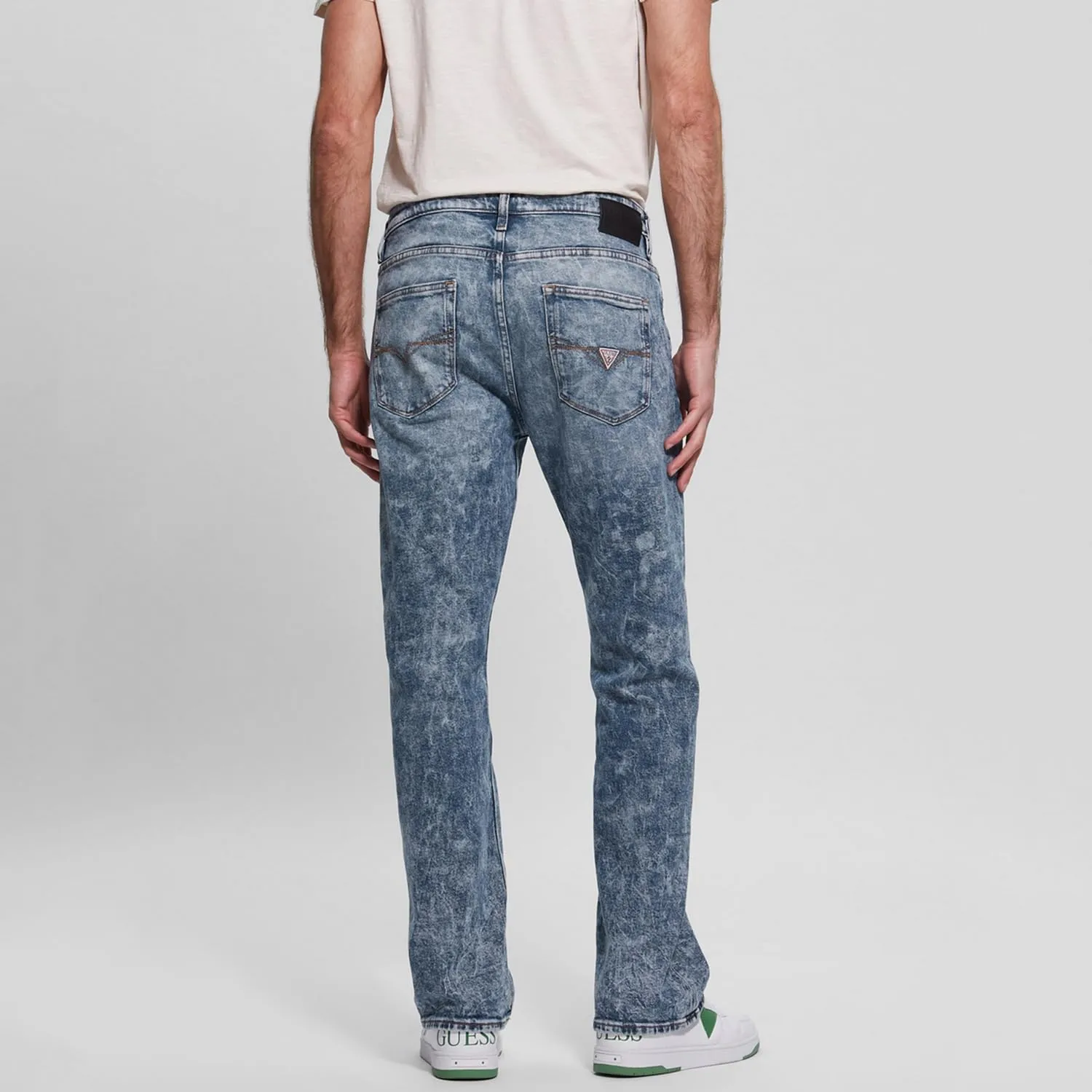 GUESS Men's Modern Bootcut Jeans