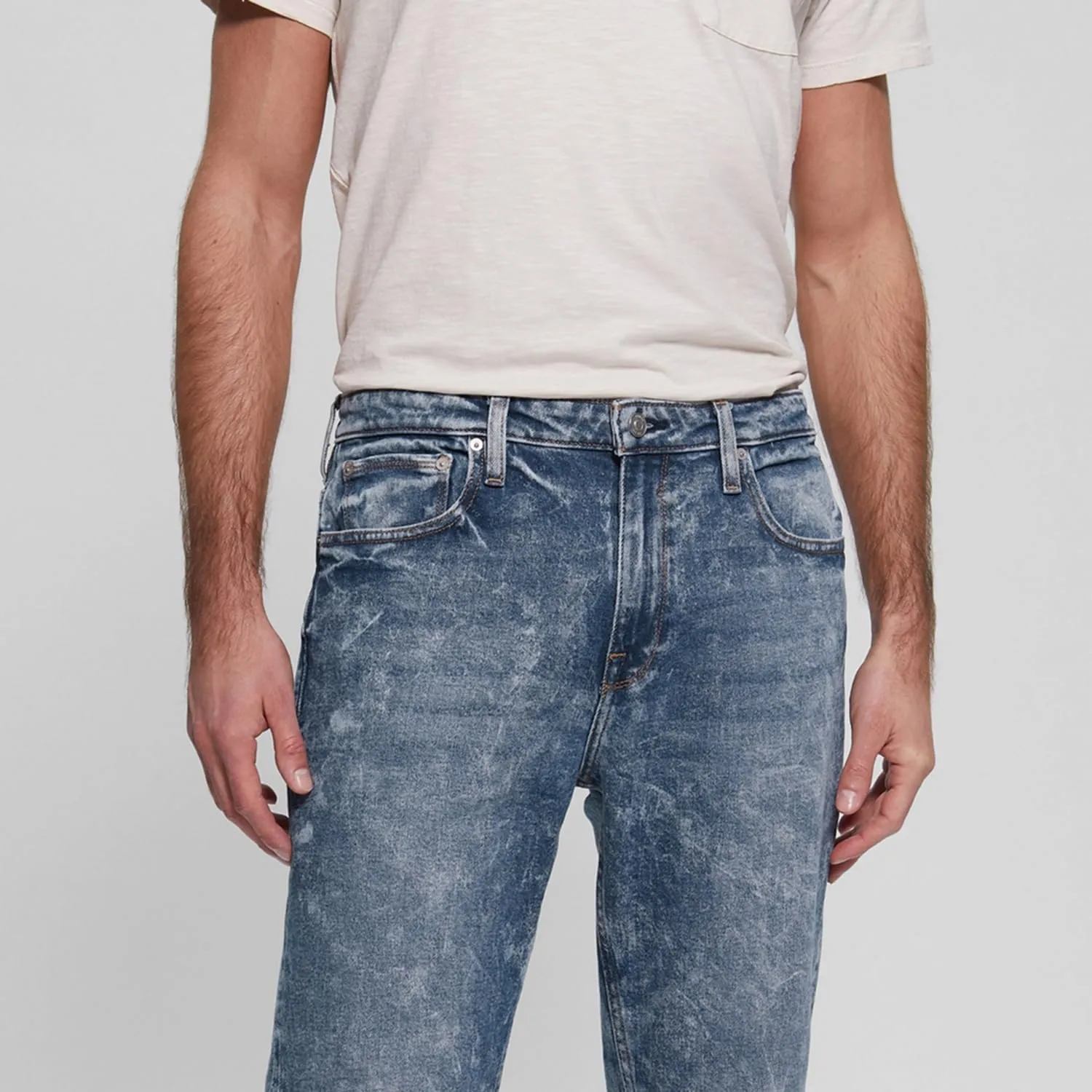 GUESS Men's Modern Bootcut Jeans