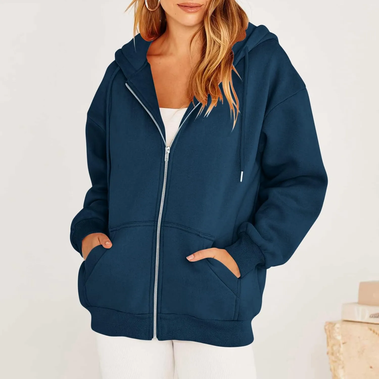 Jackets for Women Zip Up Hoodies Long Sleeve Lightweight Sweatshirts Oversized Loose Fit Athletic Outfit With Pockets