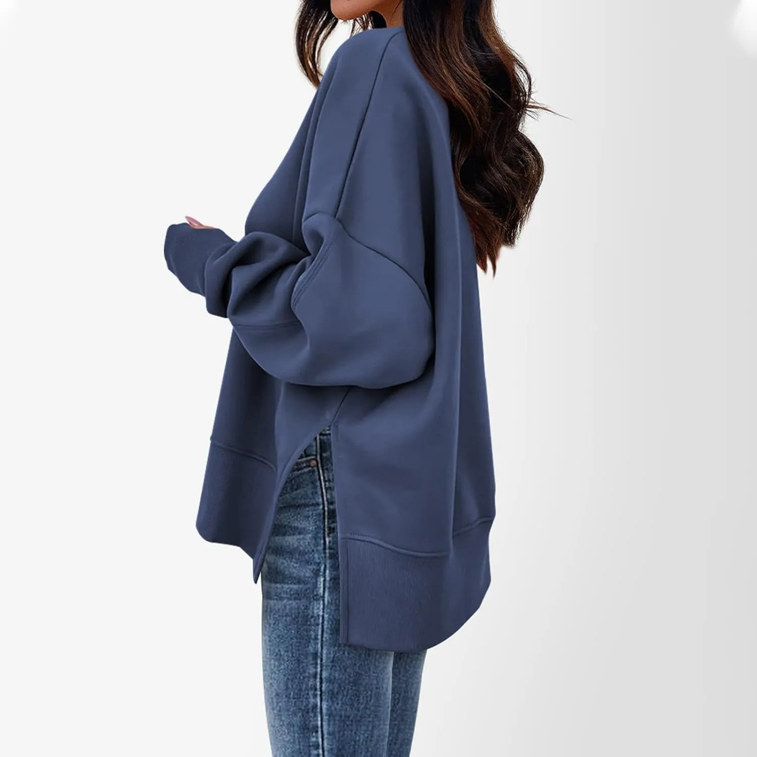 Oversized Crewneck Sweatshirts Women Side Slit Sweatshirt Cute Y2k Tops Preppy Long Sleeve Sweatshirt with Thumb Holes