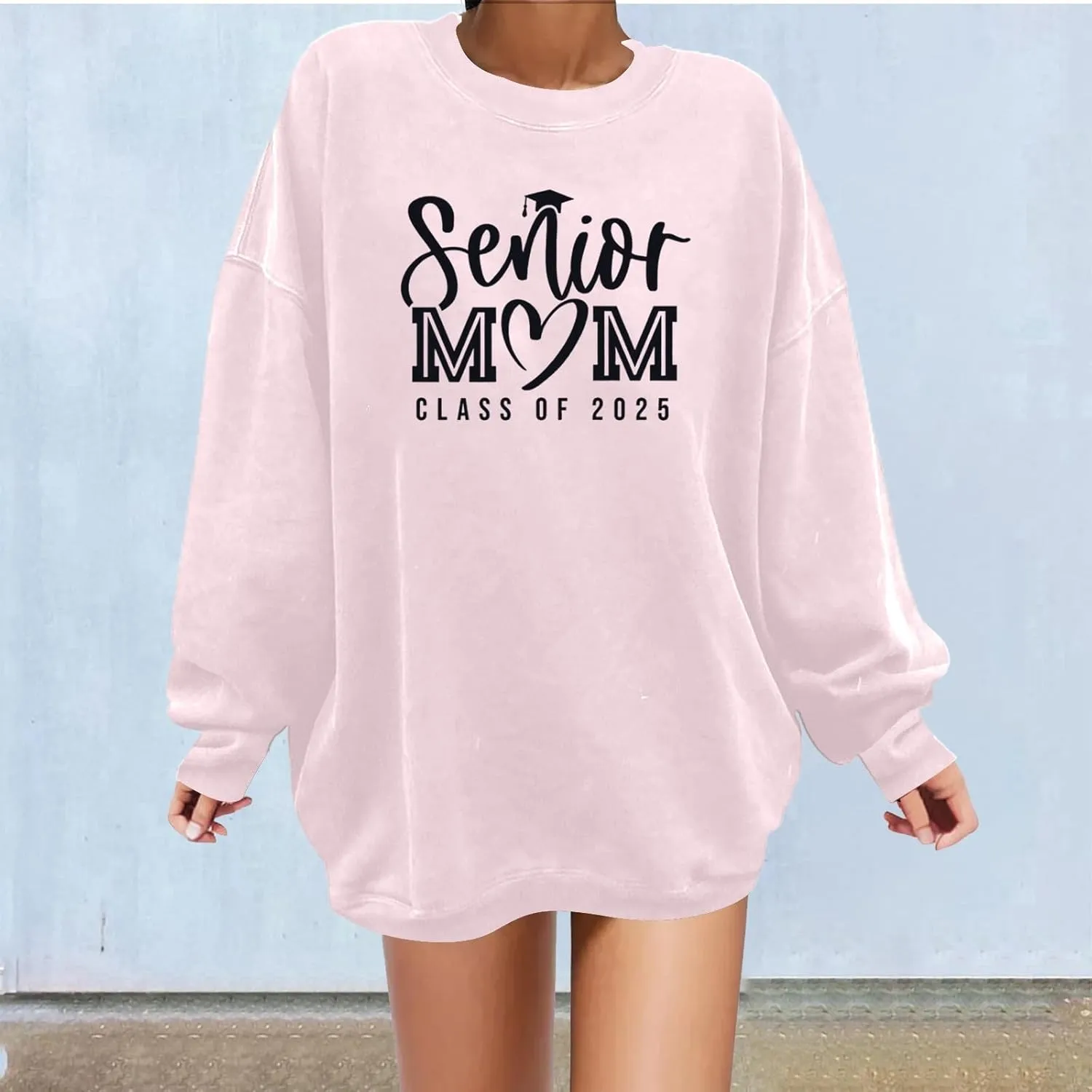 Senior Class of 2025 Sweatshirt Fall Outfits for Women Senior 2025 Proud Mom of Graduate Oversized Crewneck Shirts