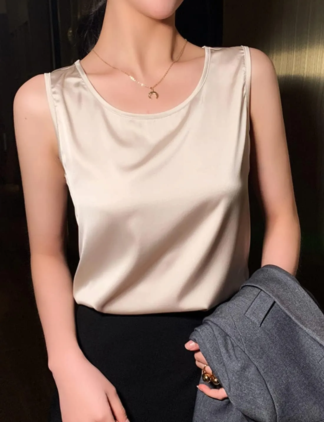 Snoly Women's Silky Satin Wide Strap Camisole Cowl Neck Camis Satin Tank Top Innerwear Silk Bottoming Shirt