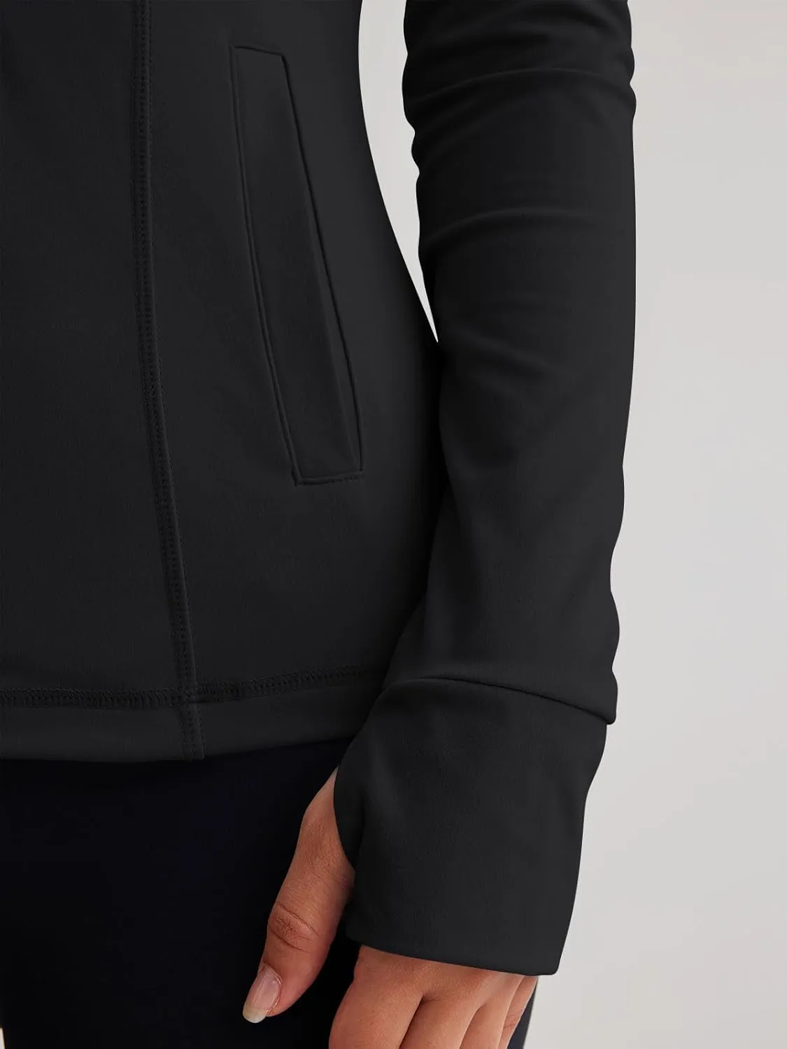 Trendy Queen Womens Lightweight Zip Up Jackets Mock Turtleneck Fall Hoodies Fitted 2024 Athletic Workout Clothes with Pockets